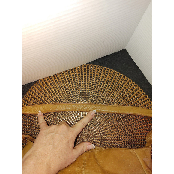 HOBO International Bag & HOBO Jill Trifold Wallet Set - Picture 11 of 11